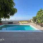Hébergement de vacances Beautiful With Stunning View *