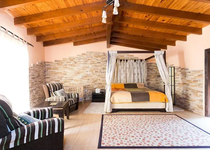 Beautiful With Stunning View Casa vacanze