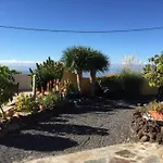 Beautiful With Stunning View Vakantiehuis