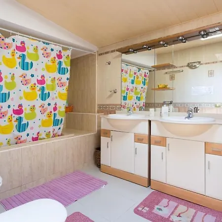 Beautiful With Stunning View