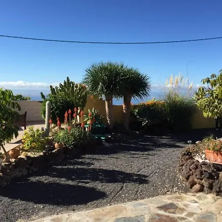 Beautiful With Stunning View Semesterbostad