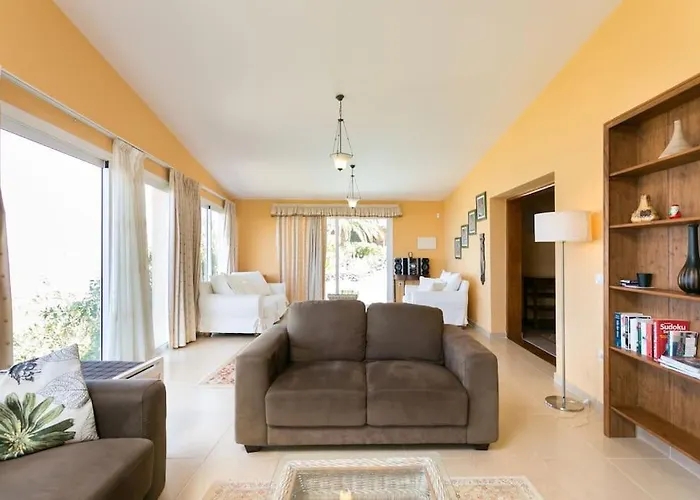 Beautiful With Stunning View *