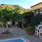 Beautiful With Stunning View Nyaraló